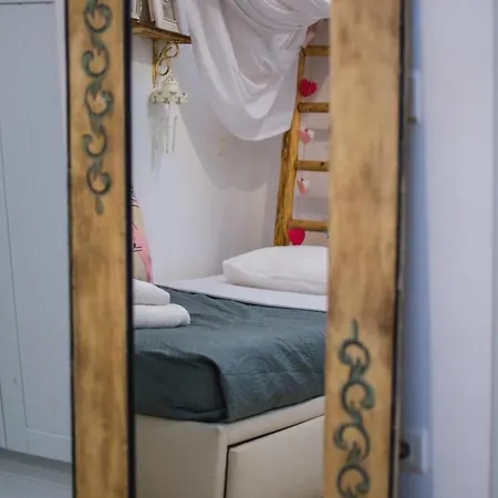 בית נופש Mv Serenity *